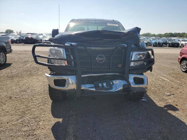  NISSAN TITAN 2017 Чорний