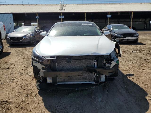 KNALC4J19H5089257 KIA Cadenza Premium