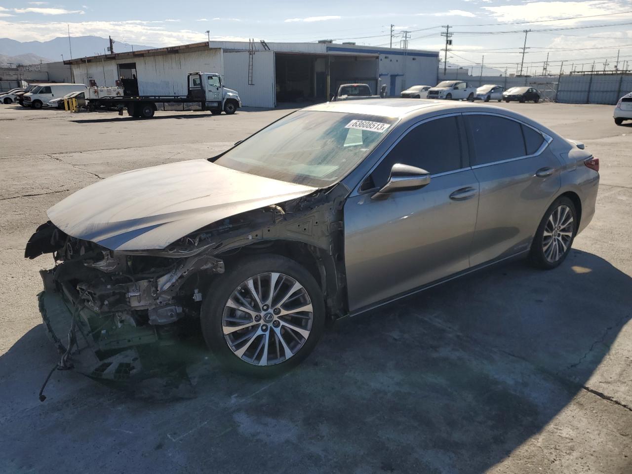 58AB21B16KU002303 LEXUS RX 300 2019