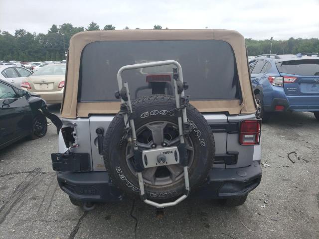 1C4AJWAG3JL872320 Jeep Wrangler Sport