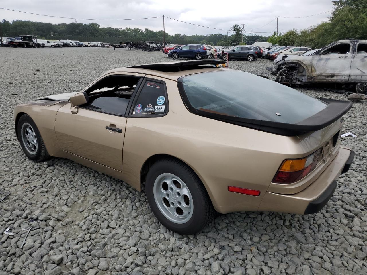 WP0AA0942FN452292 1985 Porsche 944