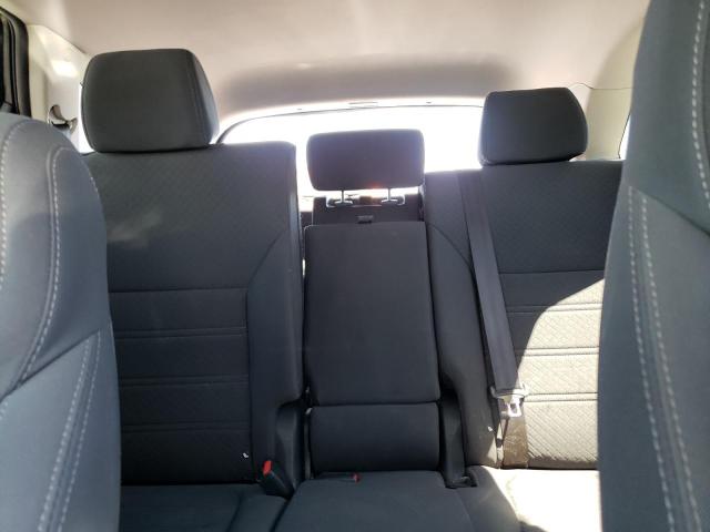 5XYPGDA53HG325047 KIA SORENTO LX