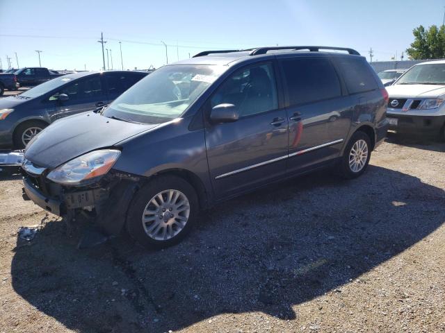 2010 Toyota Sienna XLE