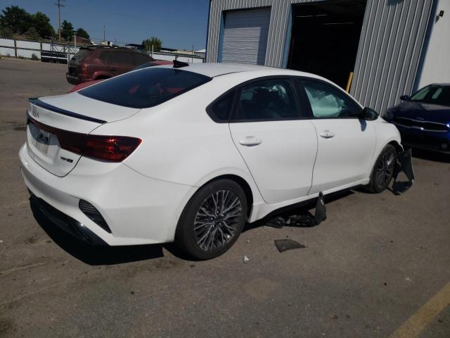 3KPF54AD1NE494730 Kia Forte GT L 3