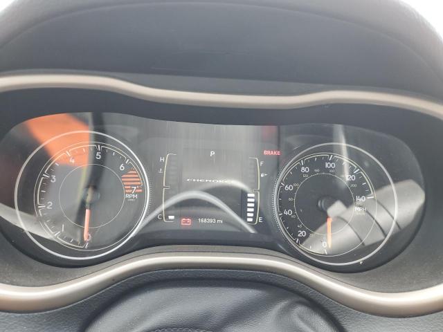 1C4PJLAB4GW158832 Jeep Cherokee Sport