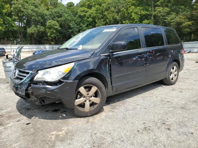 2010 Volkswagen Routan SE