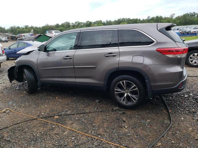 2019 Toyota Highlander Le VIN: 5TDBZRFH8KS966225 Lot: 63557673