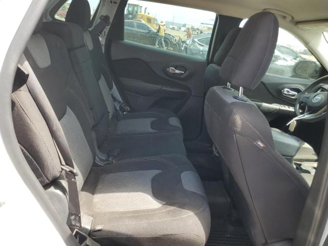 1C4PJLAB4GW158832 Jeep Cherokee Sport
