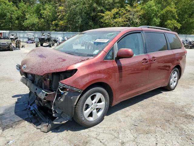 2014 Toyota Sienna LE