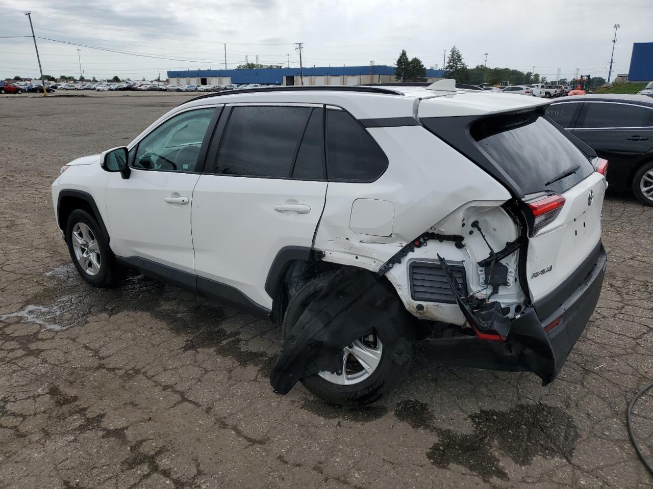 VIN: 2T3W1RFV2MC102160 2021 TOYOTA RAV4