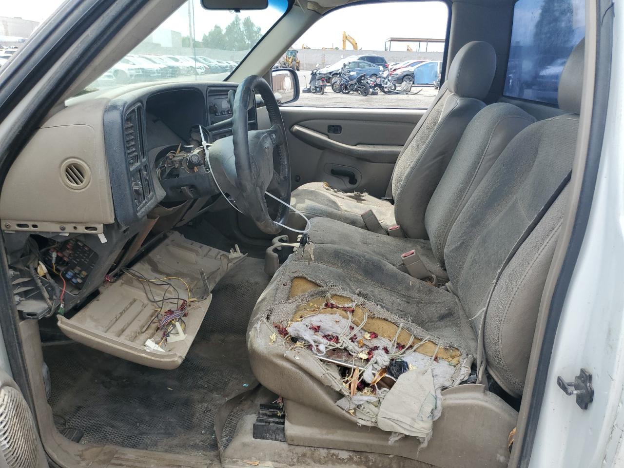 1GCHC24U33E328605 2003 Chevrolet Silverado C2500 Heavy Duty