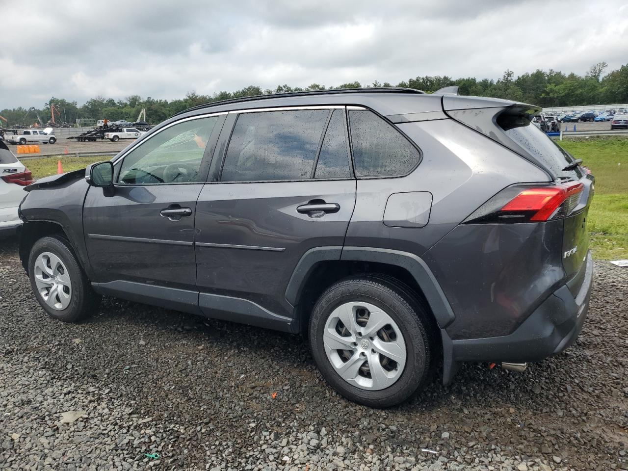 2019 Toyota Rav4 Le vin: JTMG1RFV2KJ009962