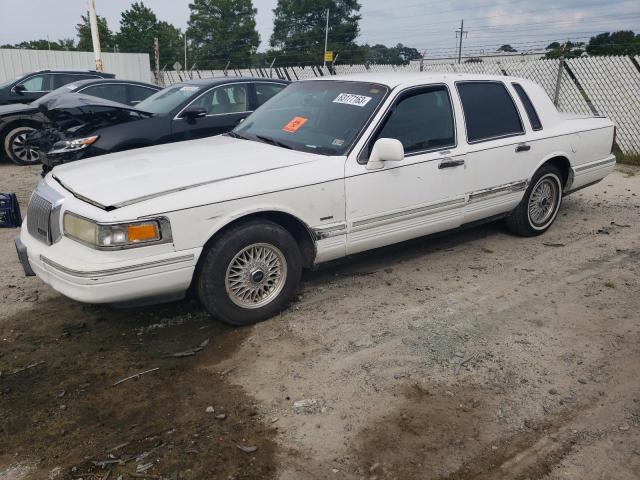 1995 Lincoln Town Car Signature