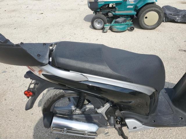 2010 HONDA SH150 D ZDCKF1010AF002568