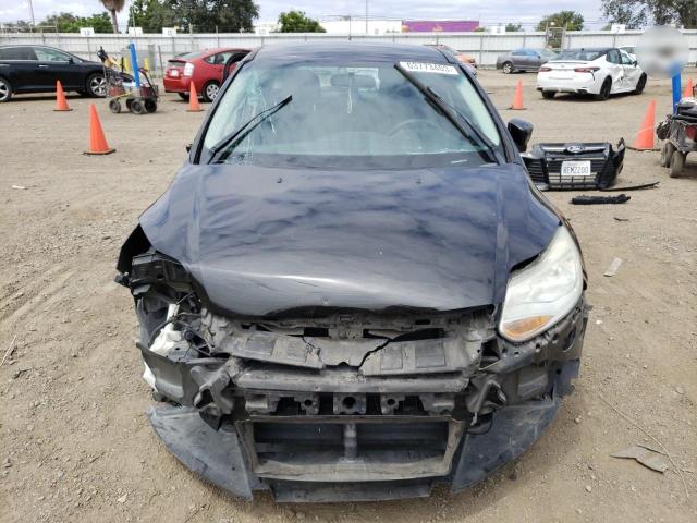 1FADP3K27EL392242 Ford FOCUS SE