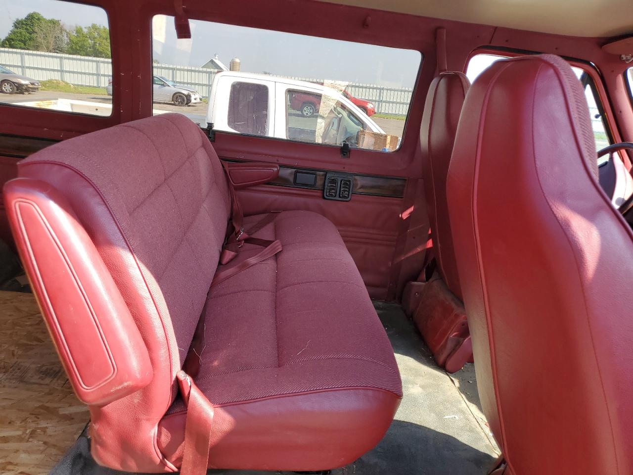 2B5WB35Z0RK147226 1994 Dodge Ram Wagon B350