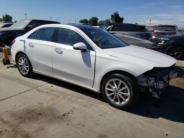 W1K3G4EBXMJ268408 Mercedes-Benz A 220