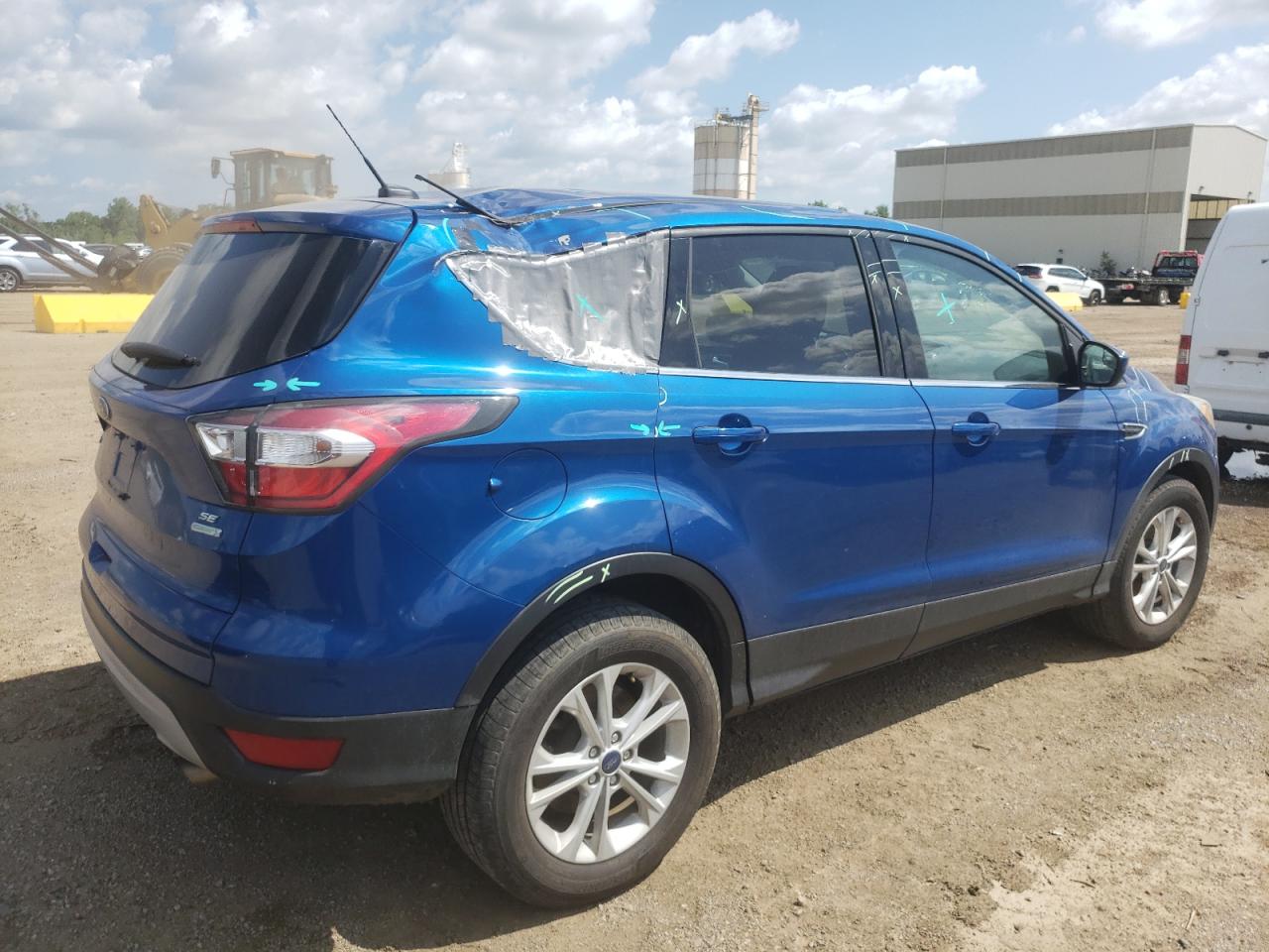 1FMCU0GD8HUA61915 2017 Ford Escape Se