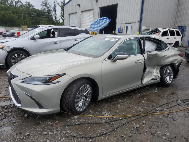 2022 Lexus ES 300h 