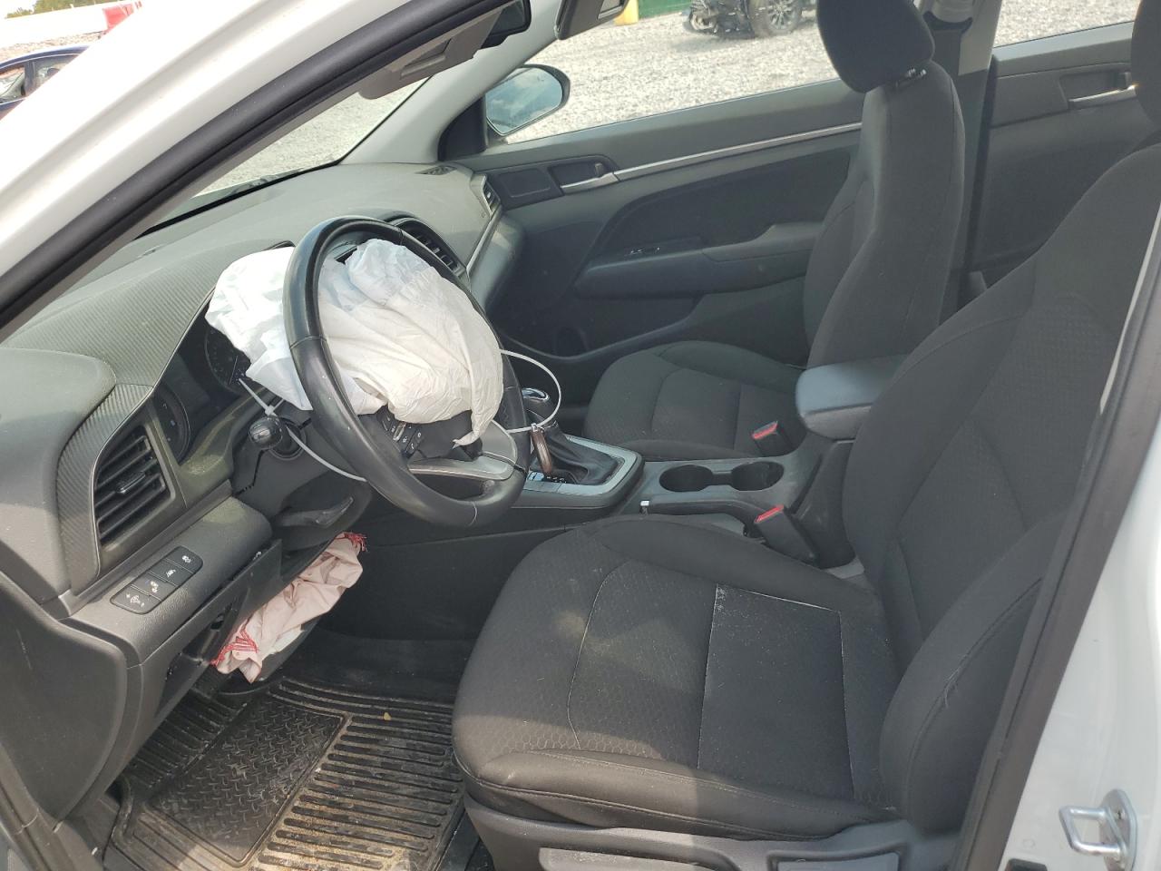 5NPD84LF9KH461902 2019 Hyundai Elantra Sel