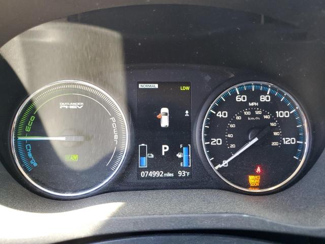 JA4J24A5XJZ059628 Mitsubishi Outlander Se