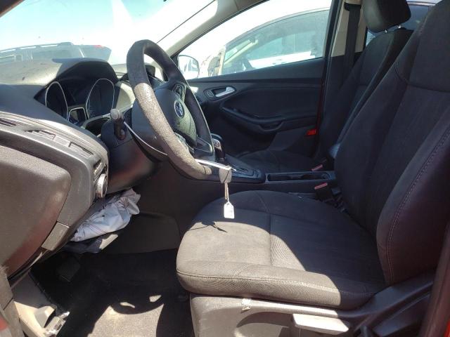 1FADP3K25HL246975 Ford FOCUS SE