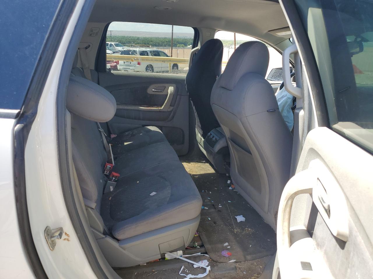 1GNKRFED7BJ396316 2011 Chevrolet Traverse Ls