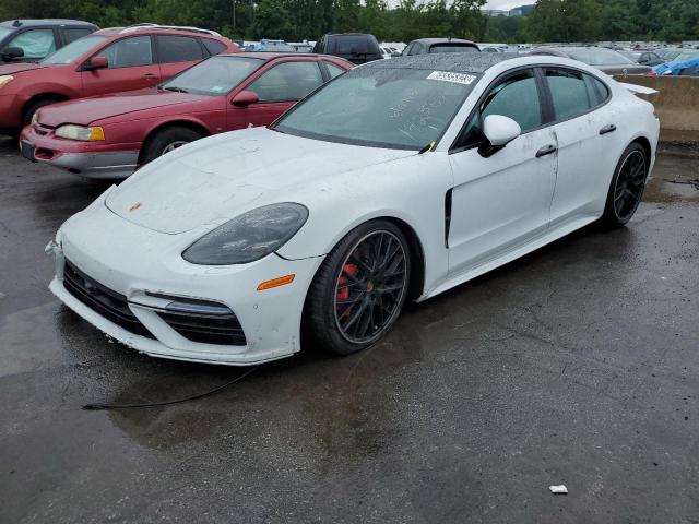 2018 Porsche Panamera Turbo