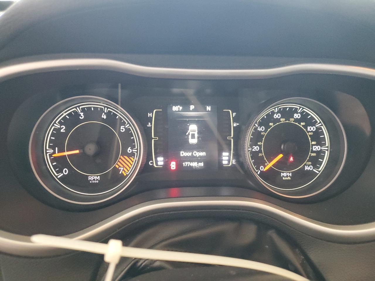 1C4PJMAB2FW661473 2015 Jeep Cherokee Sport