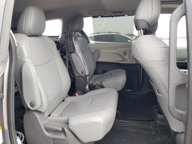 5TDYRKEC6MS055594 Toyota SIENNA XLE