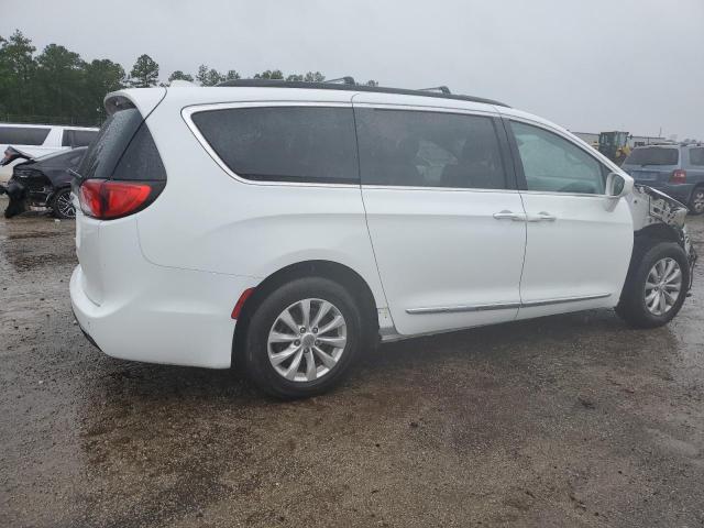 2C4RC1BG2HR579671 2017 CHRYSLER PACIFICA, photo no. 3