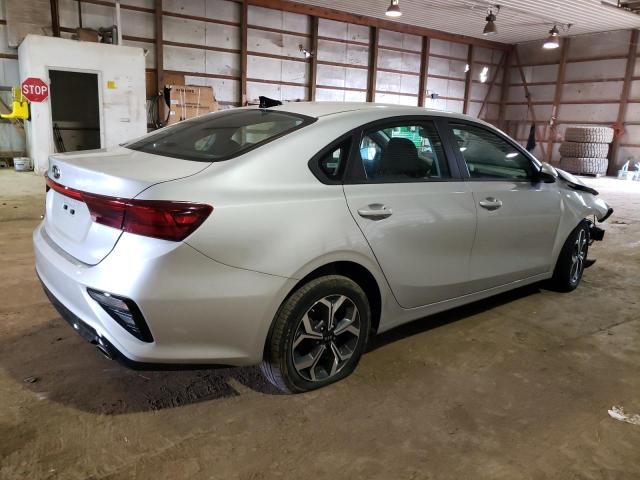 3KPF24AD4ME318231 Kia Forte FE 3