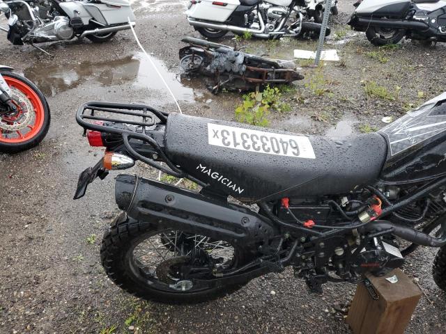 L0WHDNM24N1000202 Auction: COPART Lot: 64033313 Location: MI - FLINT L0WHDNM24N1000202 OTHER ALL OTHER 2022 BLACK Photo 6