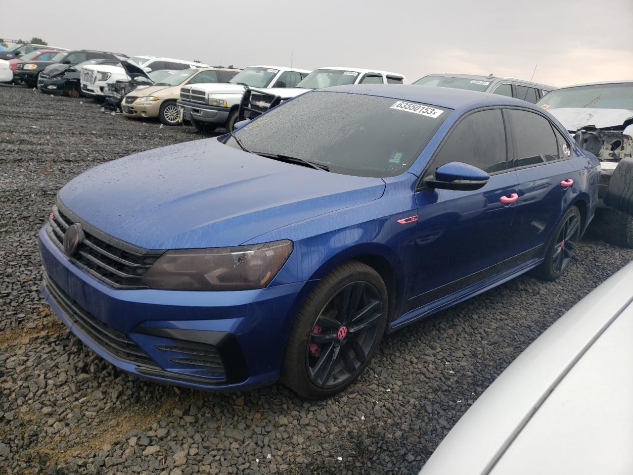 1VWDT7A38HC064806