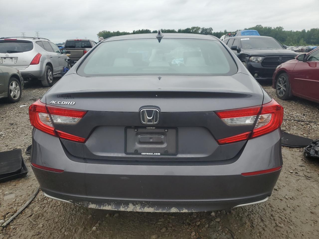 1HGCV1F1XKA097162 Honda Accord LX 6