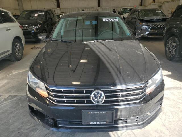 2016 VOLKSWAGEN UK 1VWAT7A3XGC017634