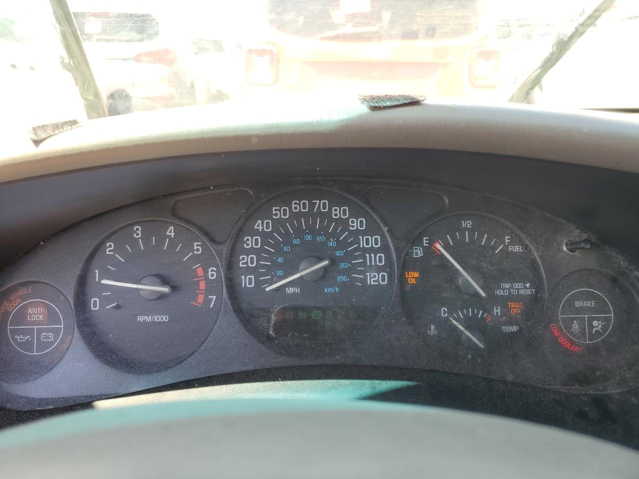 2g4wb55k821275596 2G4WB55K821275596 2002 Buick Regal Ls