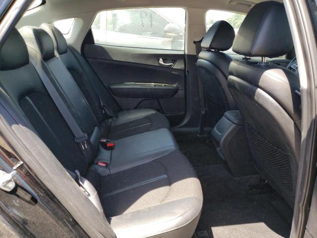 5XXGT4L38KG371055 KIA Optima Lx