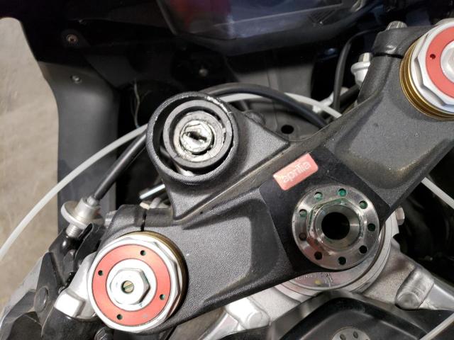 2017 APRILIA RSV4 RR ZD4KEU003HS000810