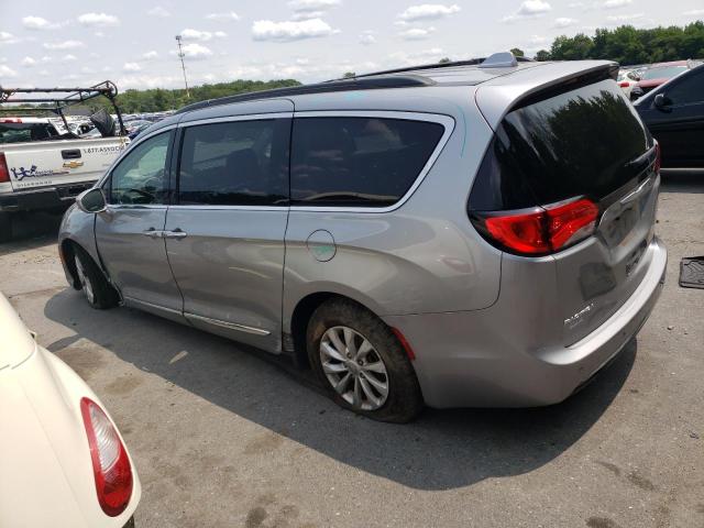 2C4RC1BG8HR854718 2017 CHRYSLER PACIFICA, photo no. 2