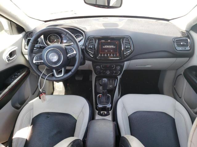 3C4NJDCB9JT413093 Jeep Compass Limited