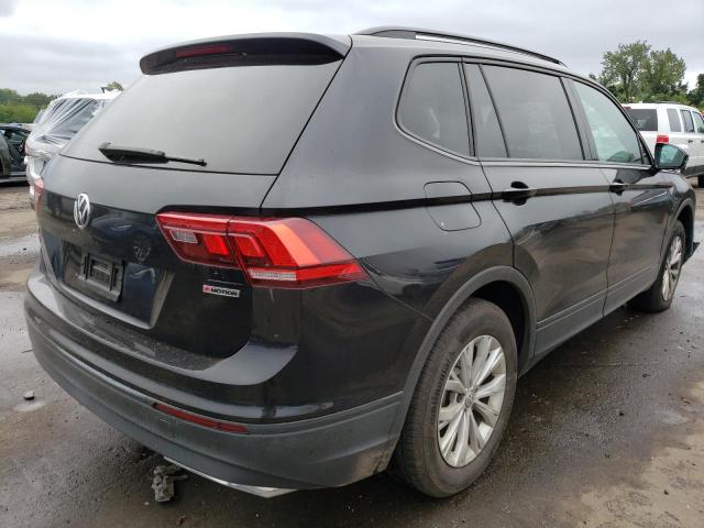 3VV0B7AX7KM114576 Volkswagen Tiguan S 3