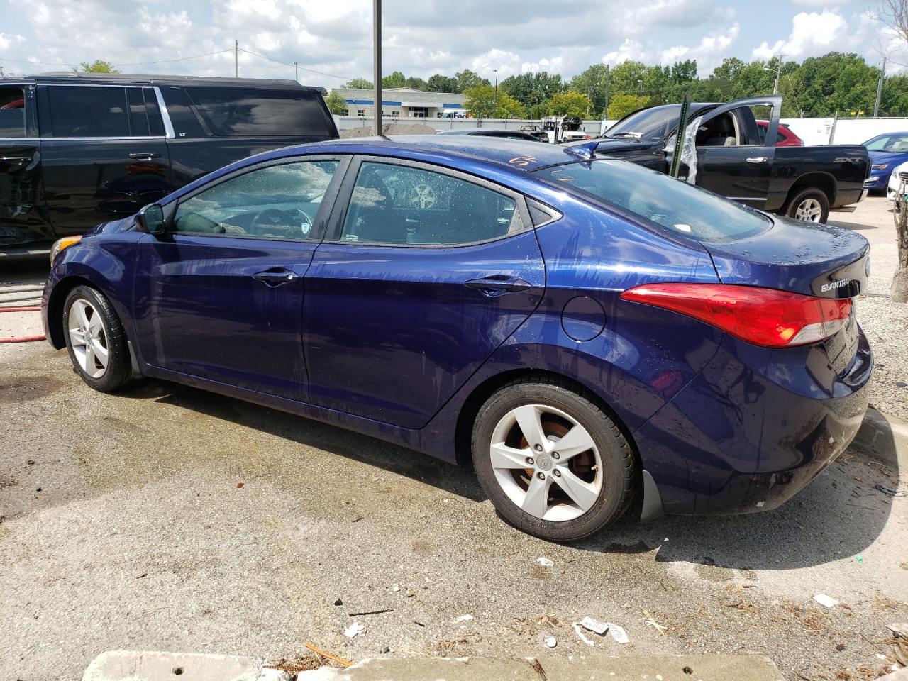 2013 Hyundai Elantra Gls vin: 5NPDH4AE8DH415944