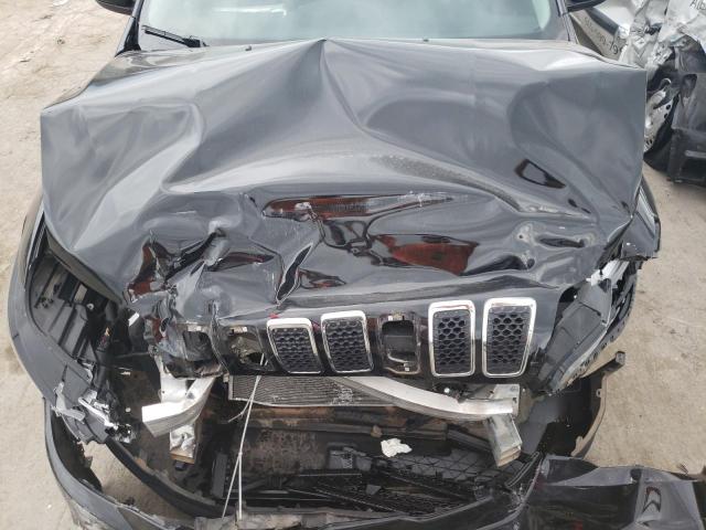 1C4PJLCB8KD403813 Jeep Cherokee Latitude