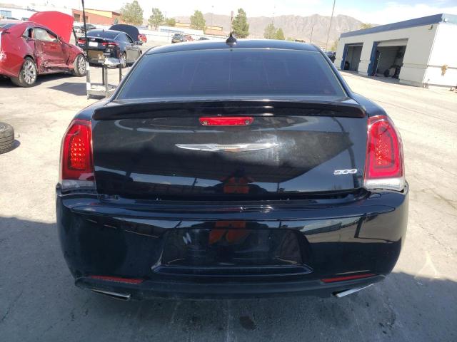 2019 Chrysler 300 - Image 6