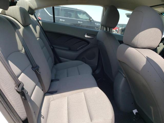 3KPFK4A7XHE029645 KIA FORTE LX