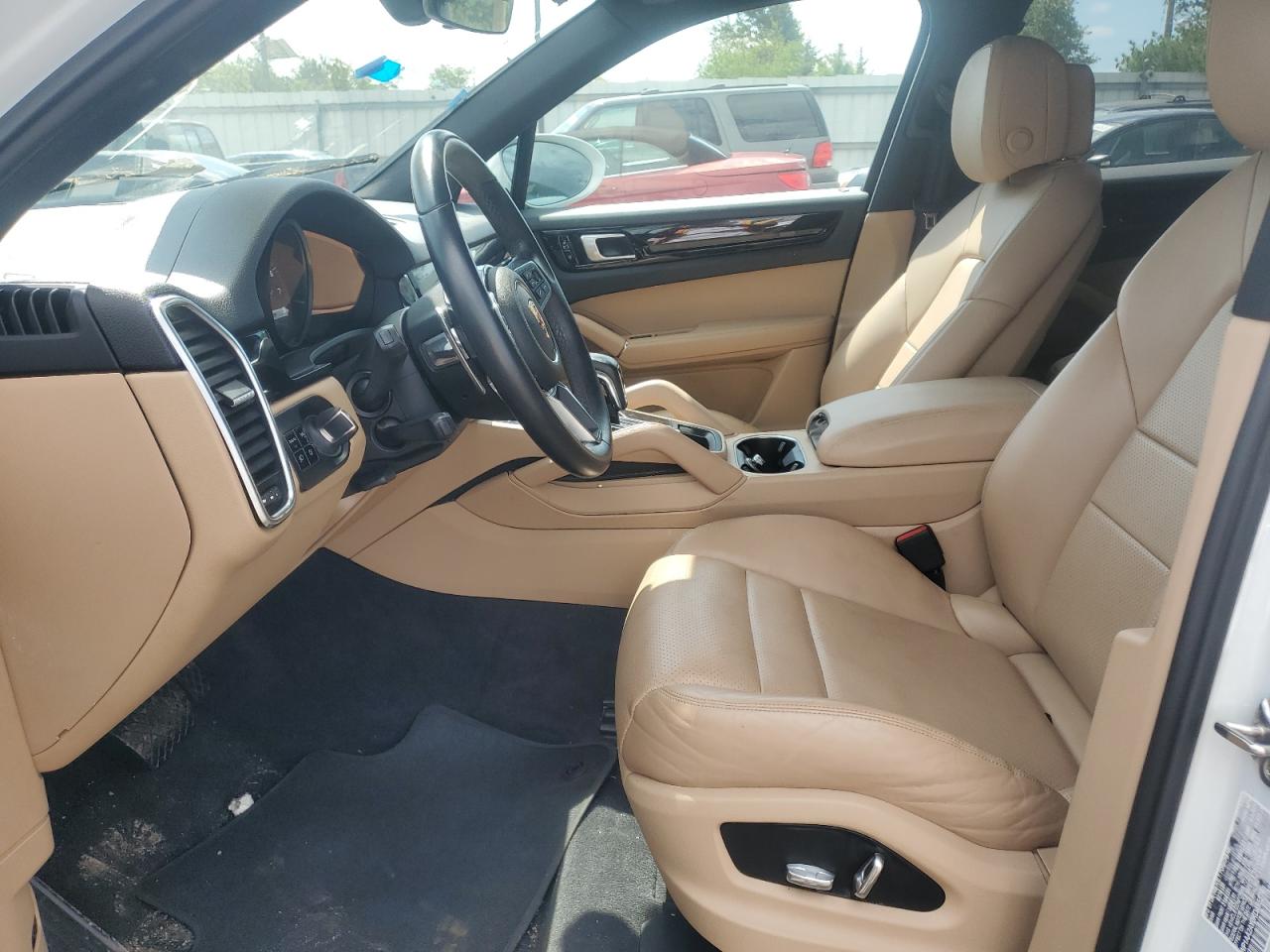 WP1AA2AY0KDA15514 2019 Porsche Cayenne