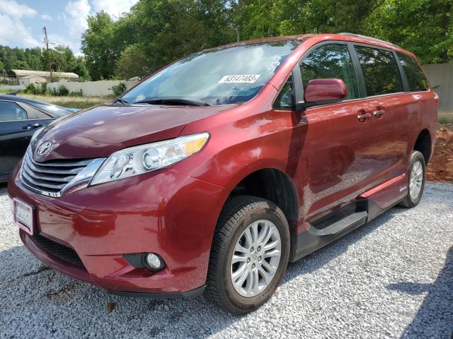 2017 Toyota Sienna XLE