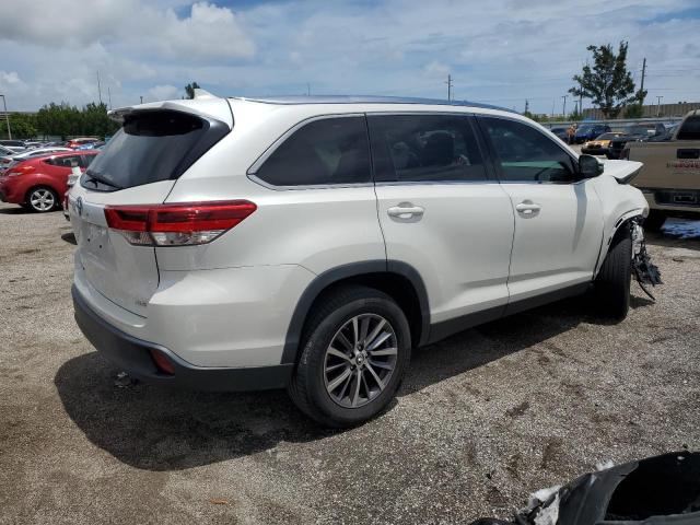 2019 Toyota Highlander Se VIN: 5TDKZRFH8KS569923 Lot: 63242723