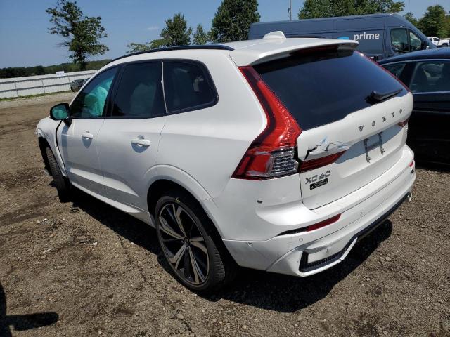 2022 VOLVO XC60 B6 R- YV4062RM5N1086792